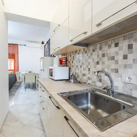 Apartment Mbreti Monun