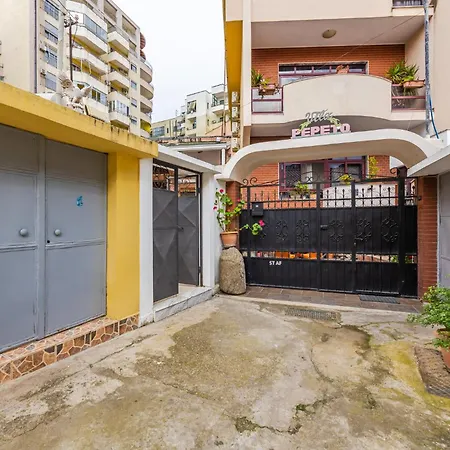 Апартаменты Mbreti Monun