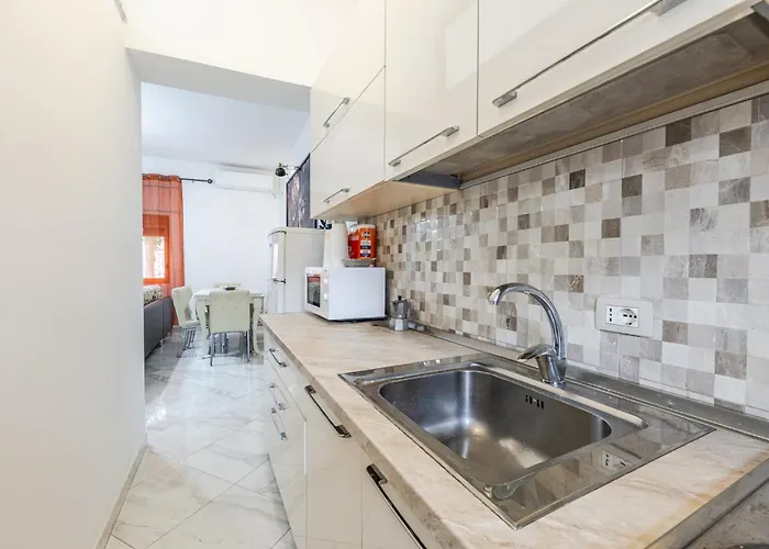 Apartment Mbreti Monun